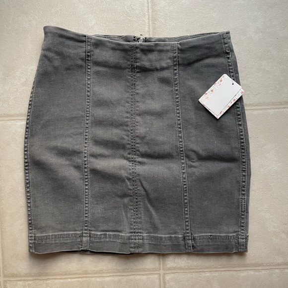 NWT Free People Femme Skirt - Picture 2 of 2